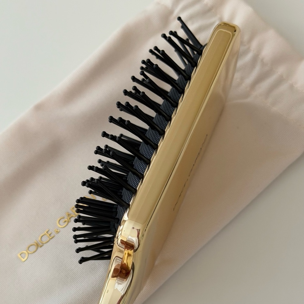 NWT Dolce & Gabbana The One Beauty Hairbrush - Picture 5 of 13